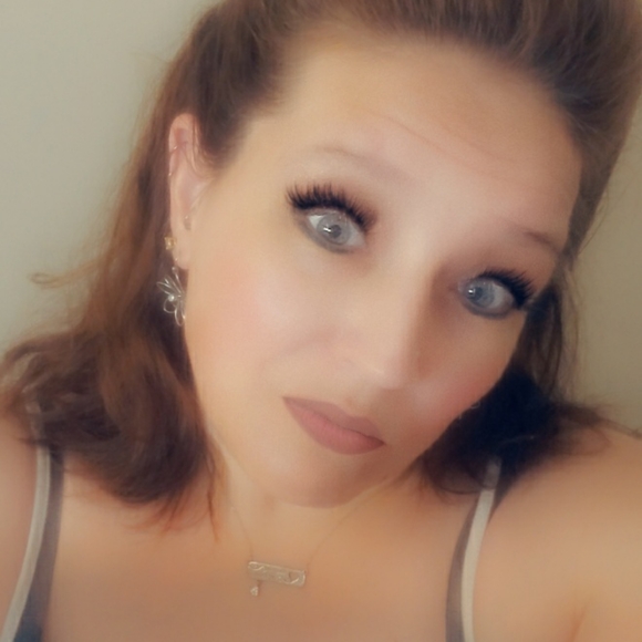 Meet your Posher, Jennifer - Picture 15 of 16